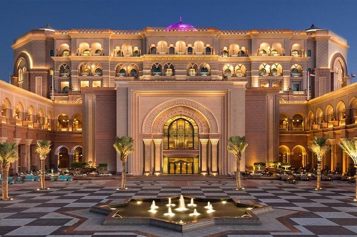 Experience the grandeur of Emirates Palace where stunning architecture meets rich history inviting travelers to immerse themselves in the luxury and culture of Abu Dhabi.